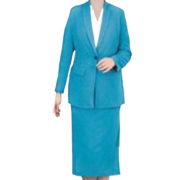 Quaysport Dresses & Skirts - Vintage Women Suit by Quaysport ~ Skirt Suit